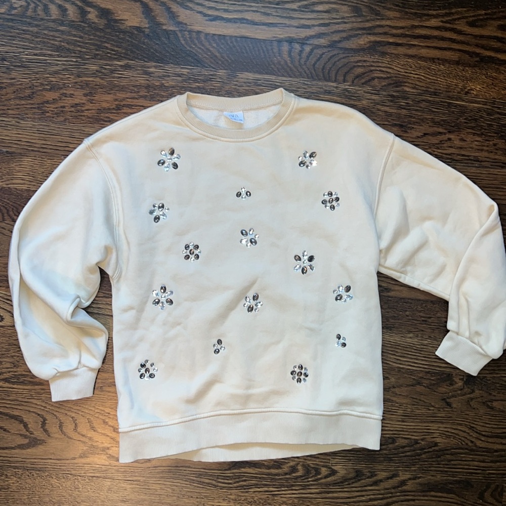 Zara Girls Jeweled Cream Sweatshirt size 11-12